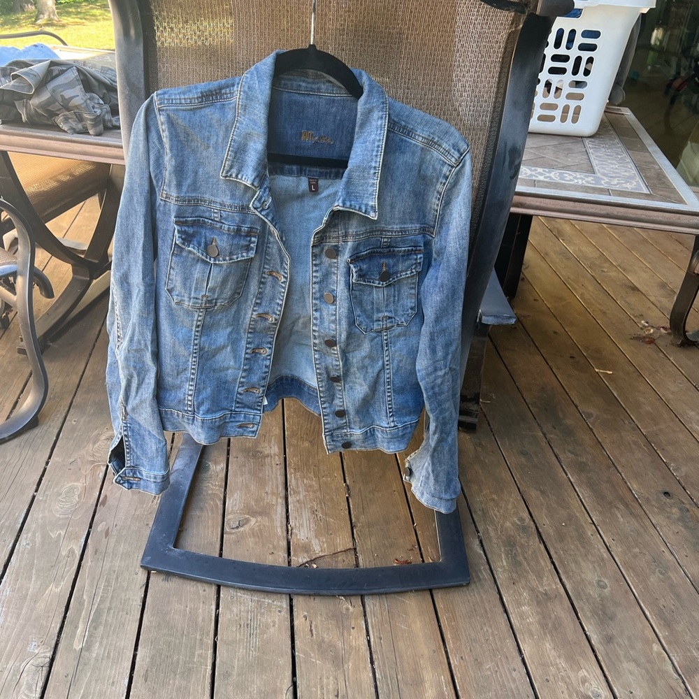 EUC Kut from the Kloth denim jacket sz L